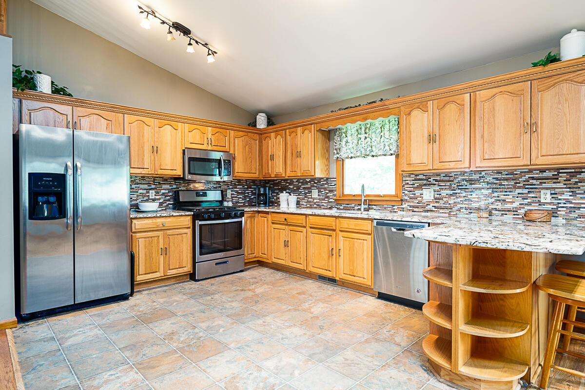 2245 Lake Galion Road East Galion, OH 44833 - Photo 8 of 26
