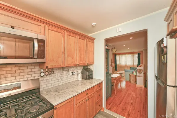 $315,000 | 7802 226th Street, Unit B | Oakland Gardens
