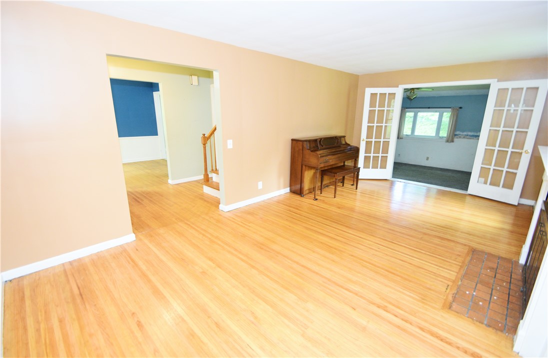 376 Belmeade Road Irondequoit, NY 14617 - Photo 8 of 34