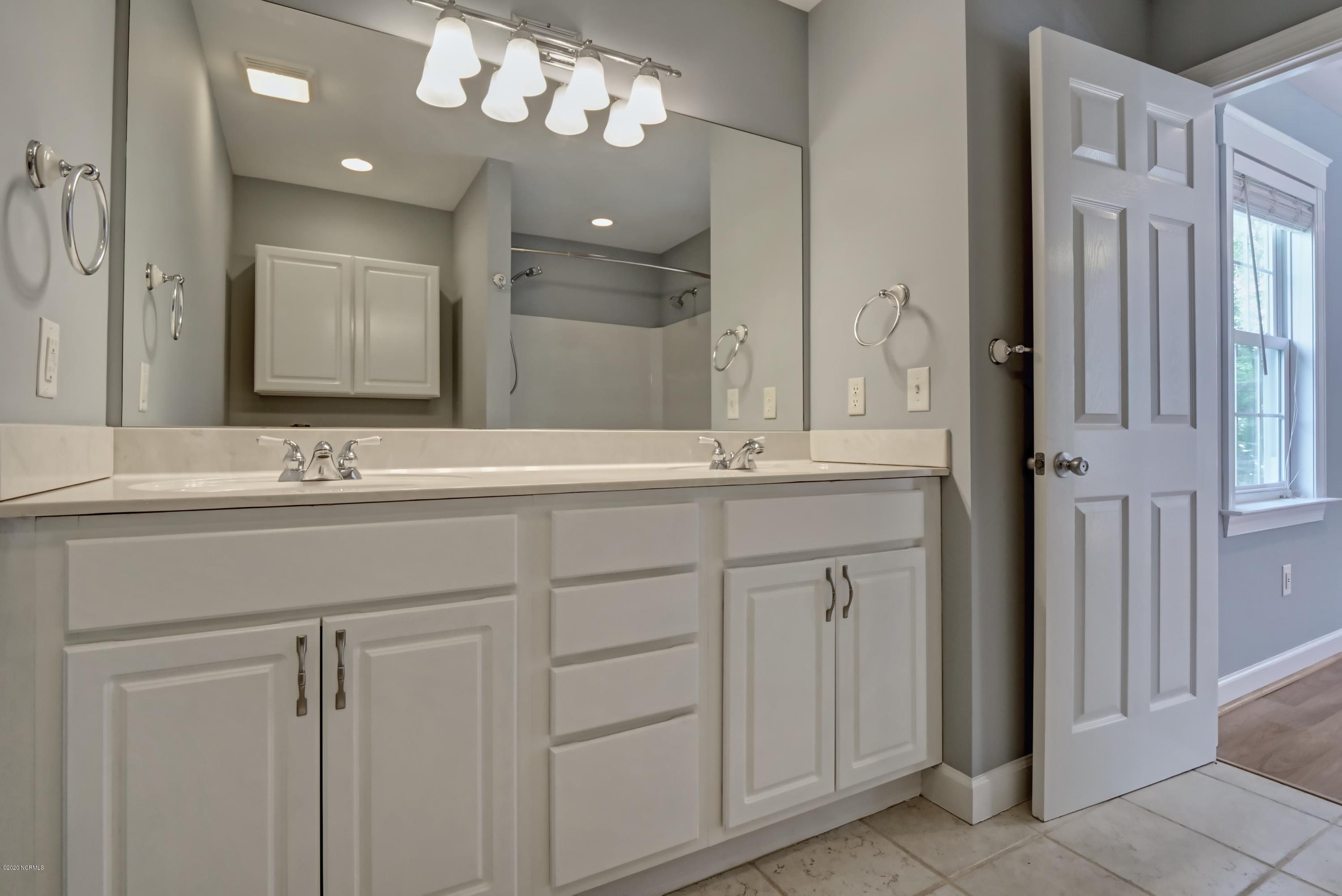 350 Okeechobee Road Wilmington, NC 28412 - Photo 15 of 36 350 Okeechobee Rd Wilmington-print-016-0
