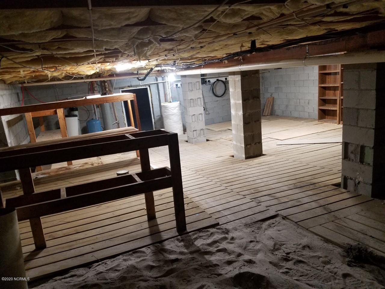 350 Okeechobee Road Wilmington, NC 28412 - Photo 33 of 36 350 Okeechobee storage