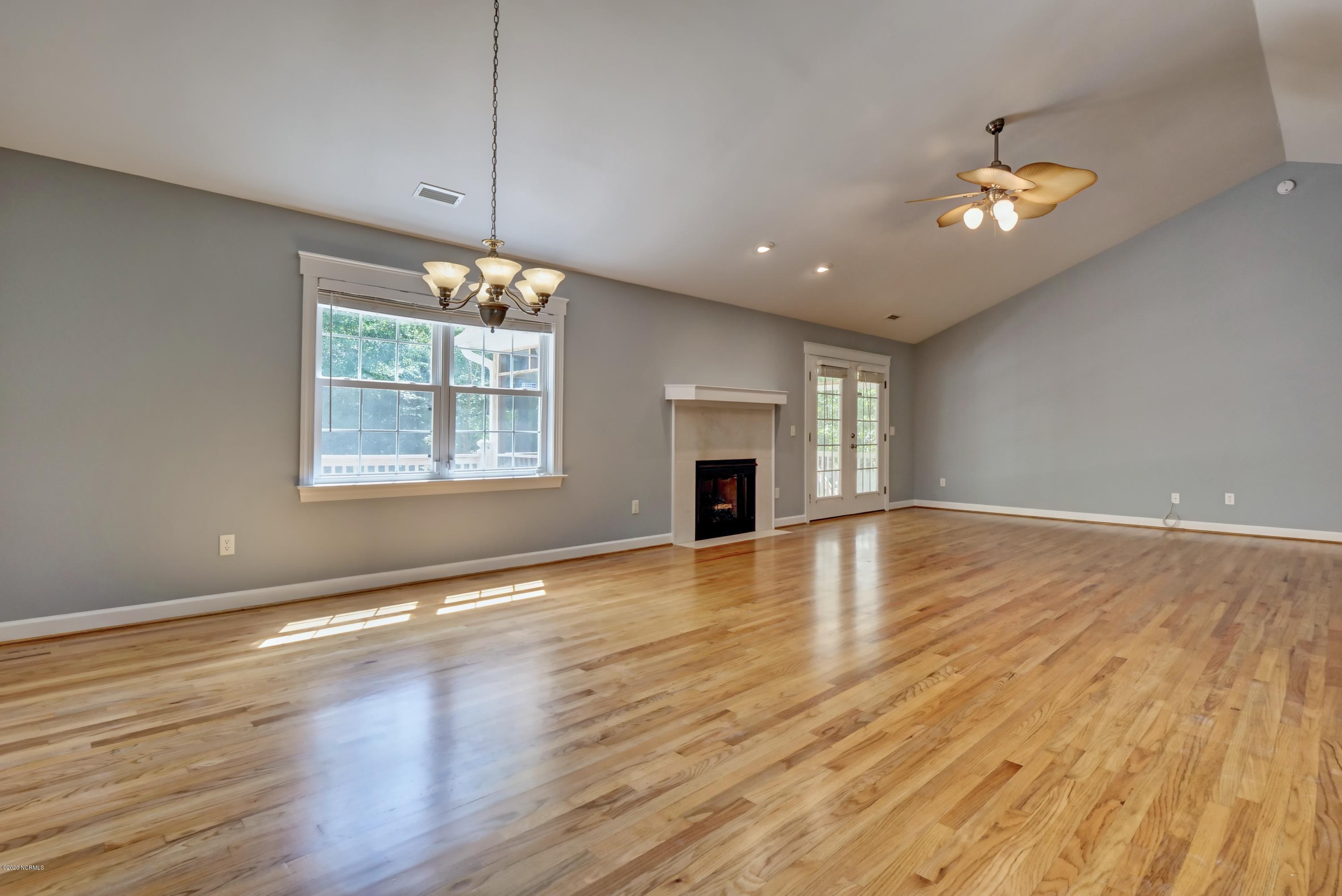 350 Okeechobee Road Wilmington, NC 28412 - Photo 6 of 36 350 Okeechobee Rd Wilmington-print-010-0
