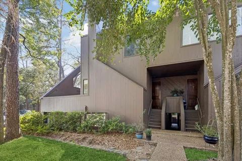 $375,000 | 225 Litchfield Lane, Houston, TX 77024