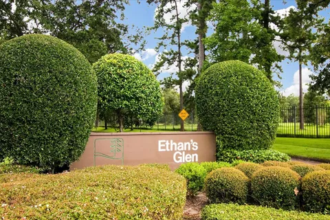 $375,000 | 225 Litchfield Lane, Houston, TX 77024