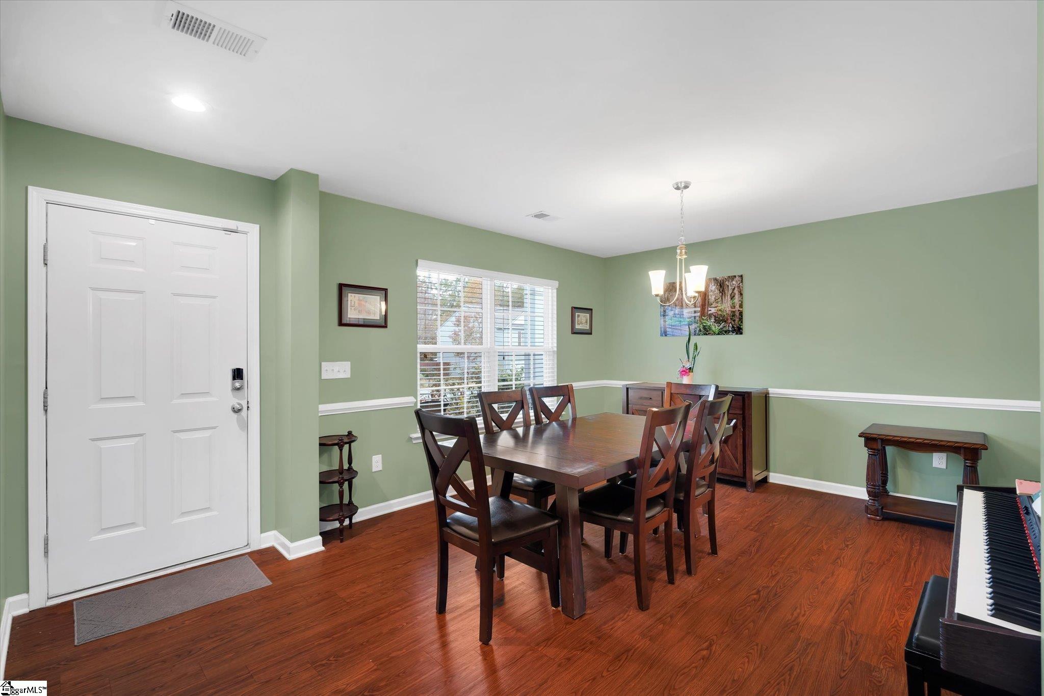 805 Brighton Ridge Court Wellford, SC 29385 - Photo 6 of 40 Gallery Image 6