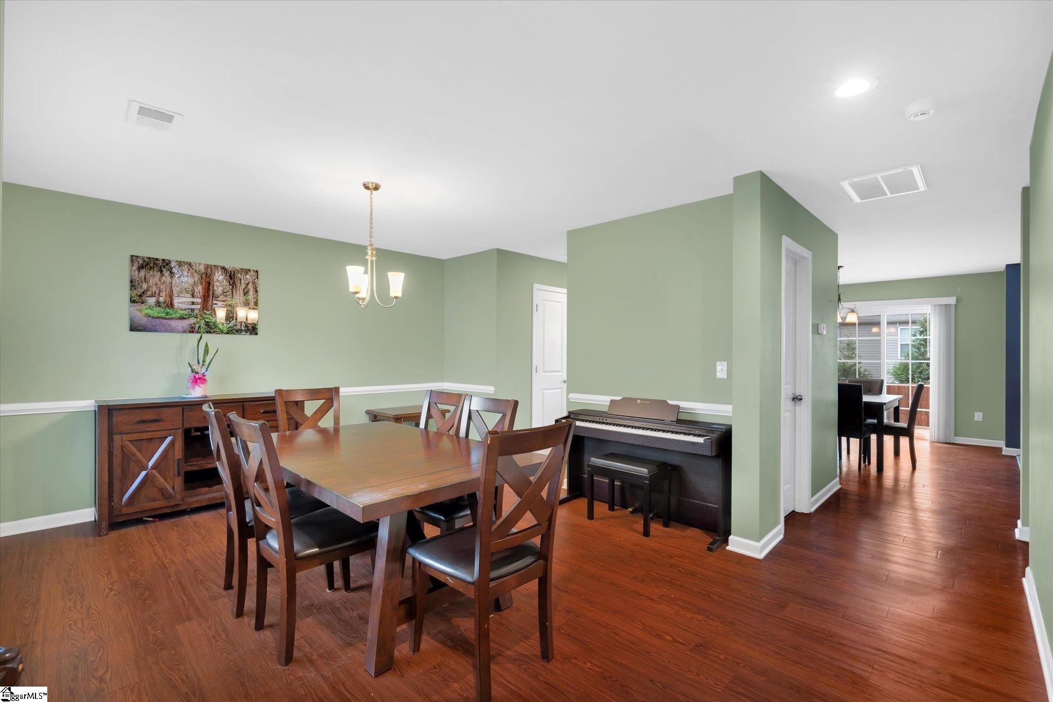 805 Brighton Ridge Court Wellford, SC 29385 - Photo 7 of 40 Gallery Image 7