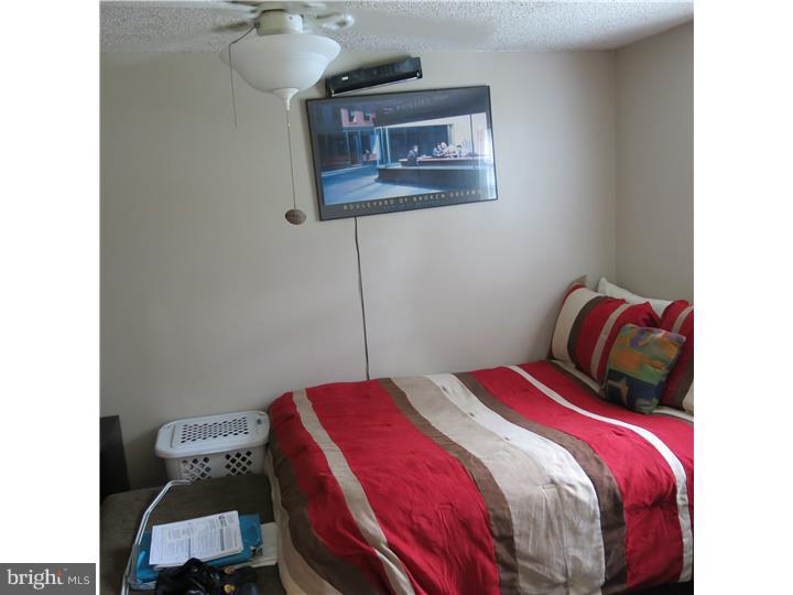 1603 Davis Road Runnemede, NJ 08078 - Photo 21 of 25 Bedroom 4