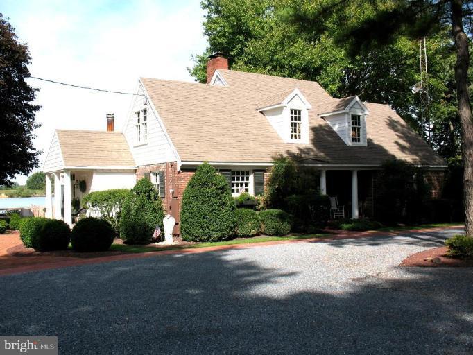 2212 Jenkins Creek Road Cambridge, MD 21613 - Photo 1 of 30 Exterior (Main)