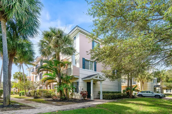 $569,000 | 3830 Northwest 5th Terrace, Boca Raton, FL 33431