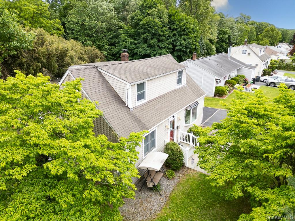 22 Oakbrook Road Ossining, NY 10562 - Photo 7 of 47