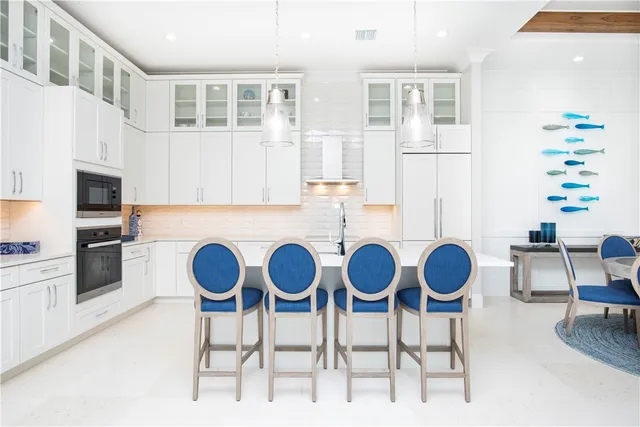 $1,425,000 | 95 Strand Drive, Vero Beach, FL 32963