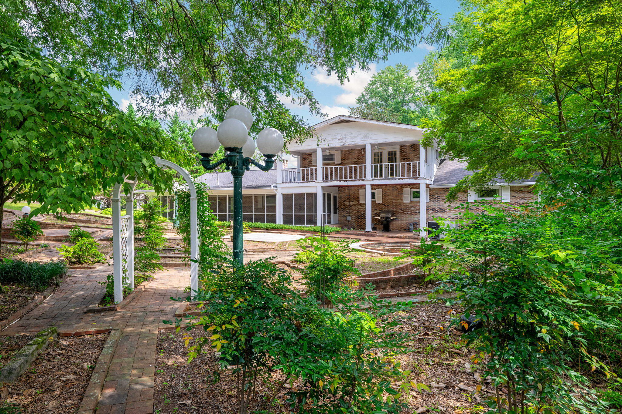 9113 Edgewater Road Chattanooga, TN 37416 - Photo 37 of 65 38-web-or-mls-DSC_5669