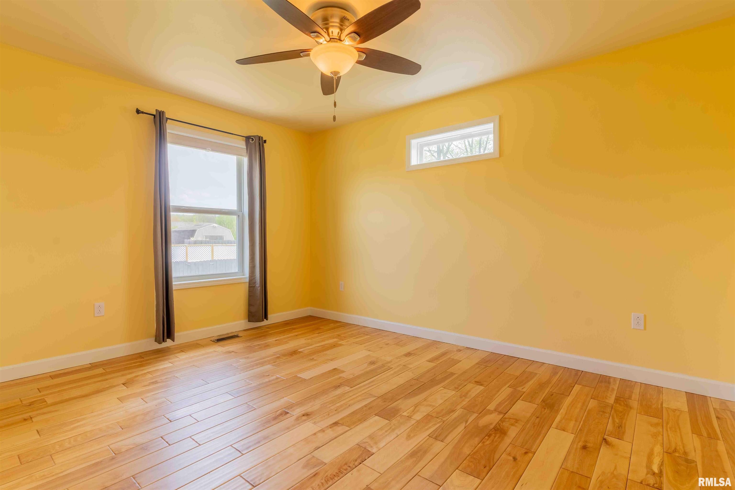 2802 Deveron Circle Pekin, IL 61554 - Photo 19 of 36