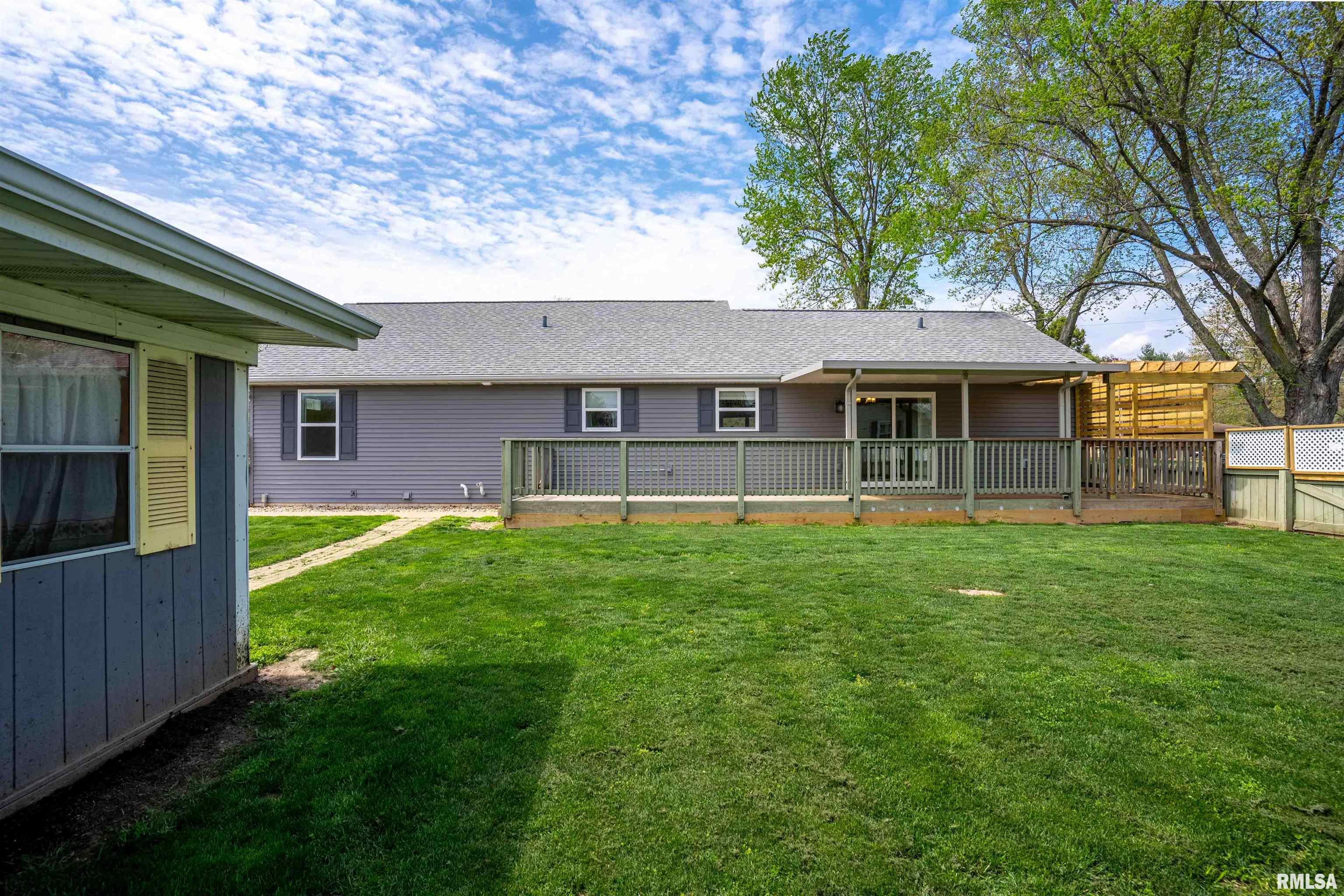 2802 Deveron Circle Pekin, IL 61554 - Photo 26 of 36