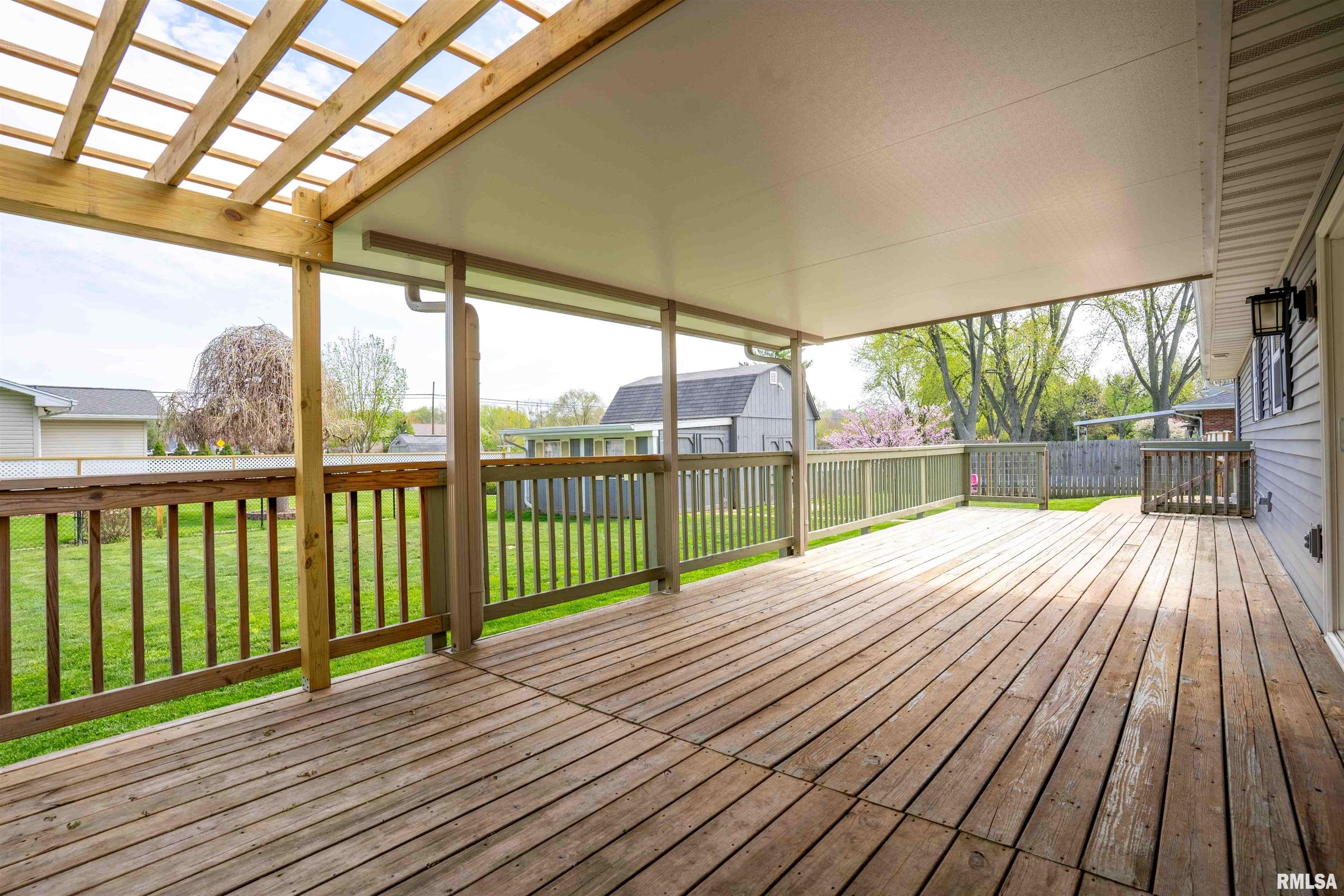 2802 Deveron Circle Pekin, IL 61554 - Photo 31 of 36