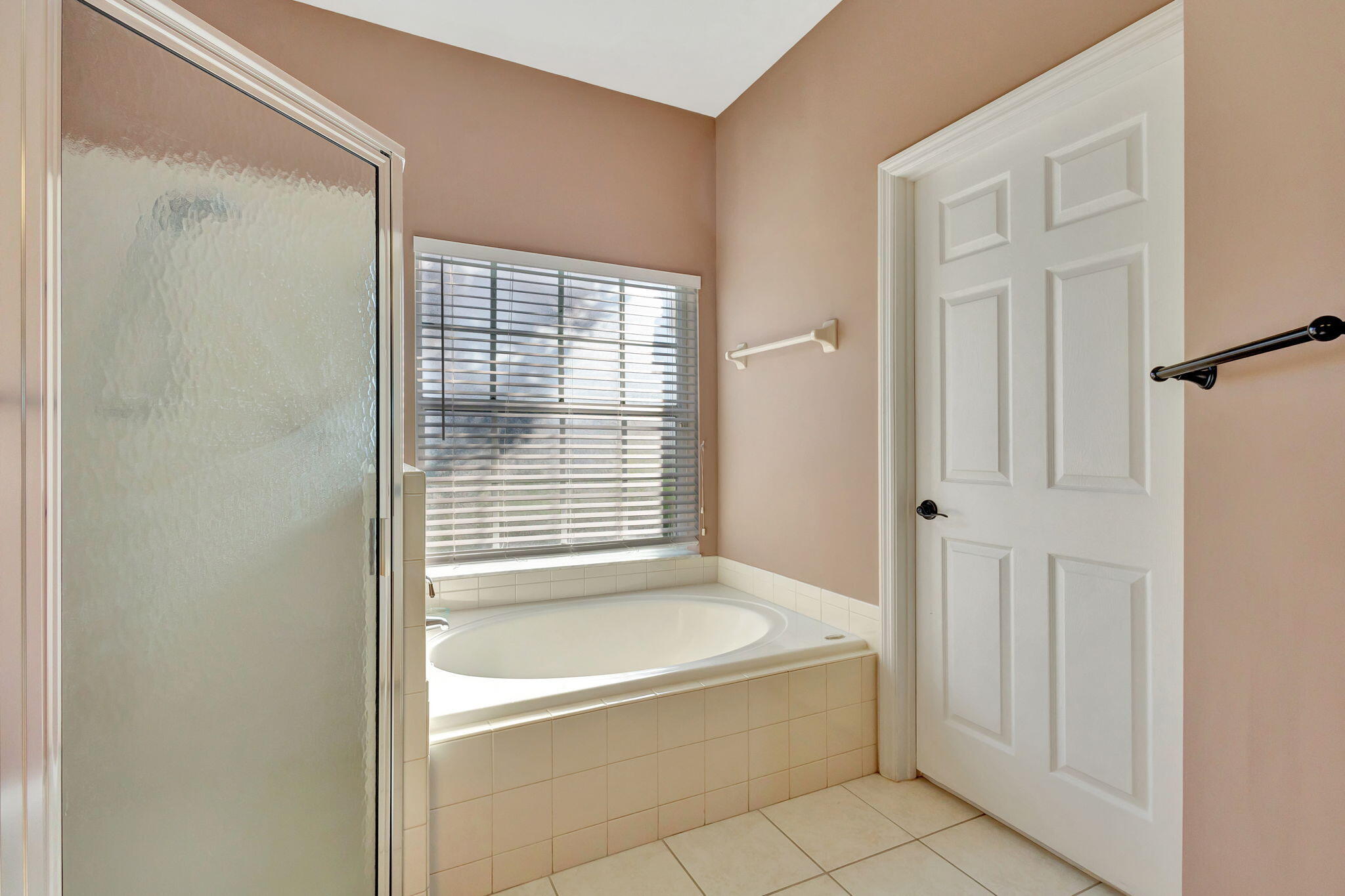 11223 Edgewater Circle Wellington, FL 33414 - Photo 22 of 63 22-web-or-mls-1 (106)