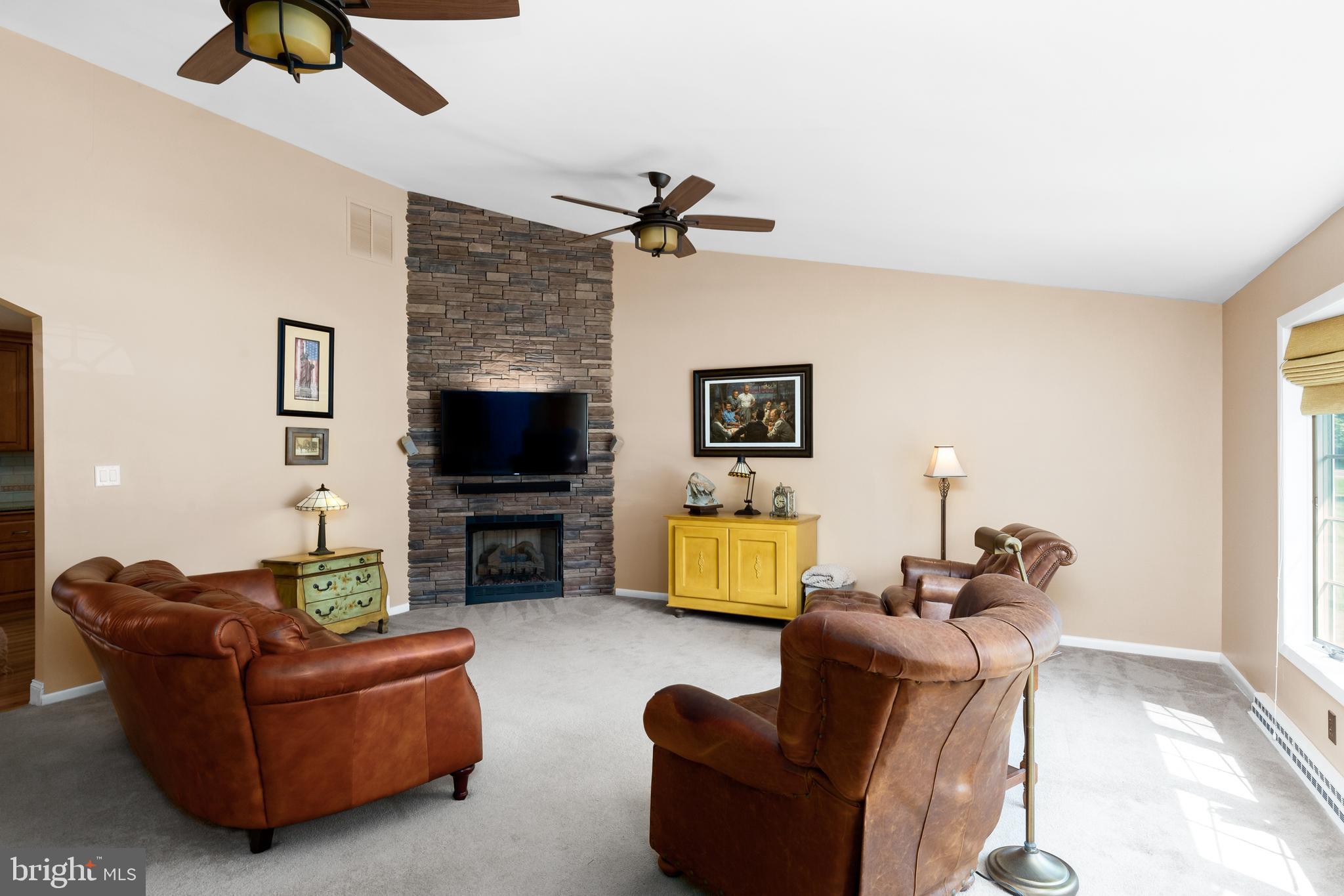 91 Bordentown Chesterfield Road Chesterfield, NJ 08515 - Photo 4 of 29 Gallery Image 4