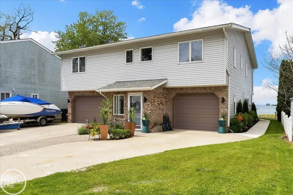 $694,724 | 7860 Belle Brae Road, Fair Haven, MI 48023