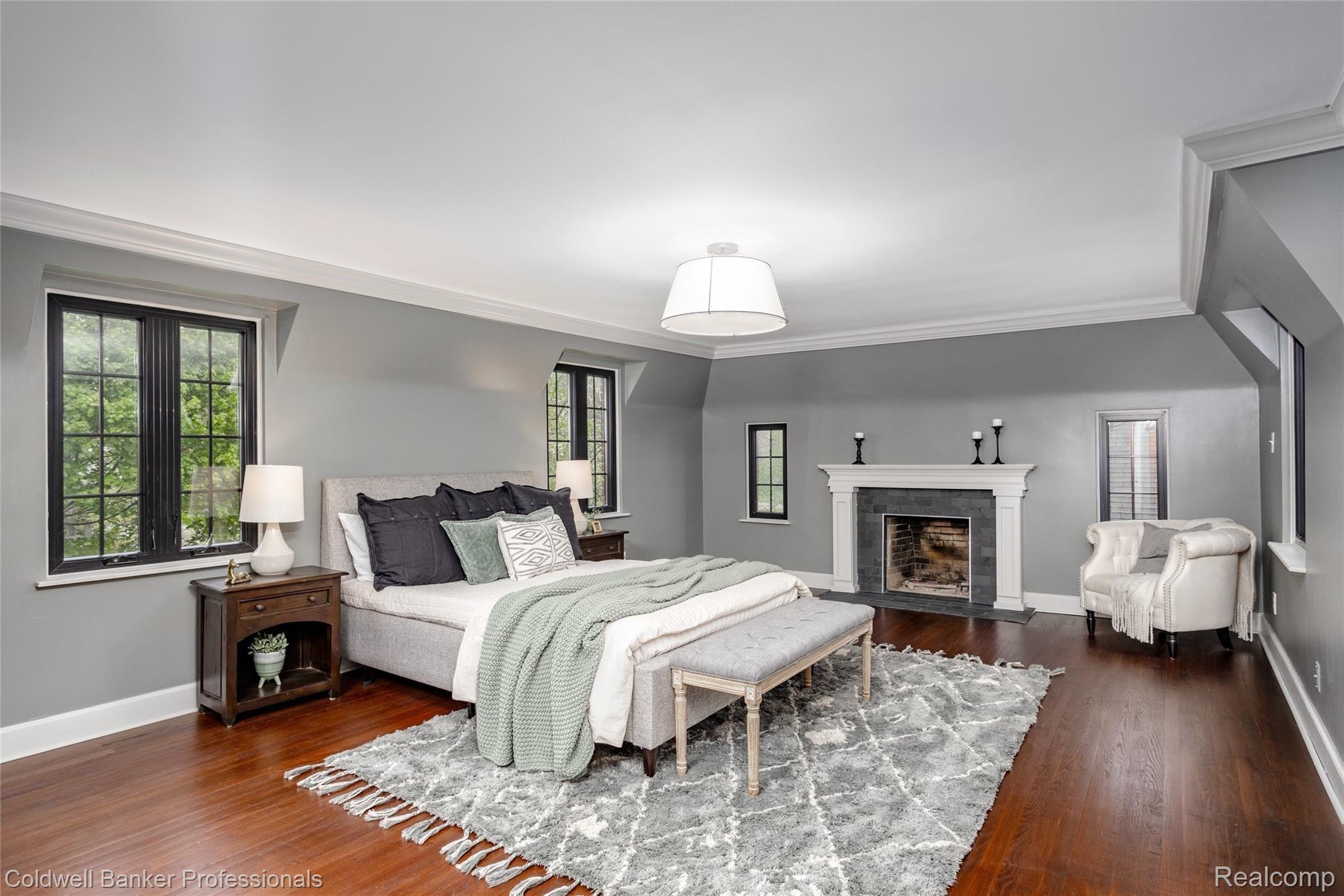 25 Hampton Road Grosse Pointe, MI 48236 - Photo 22 of 45 25 Hampton L023.jpg