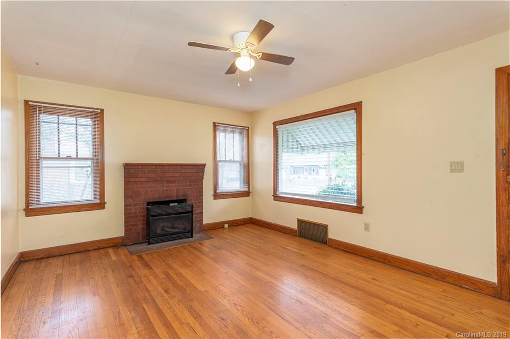 253 Brevard Road Asheville, NC 28806 - Photo 3 of 16 Gallery Image 3