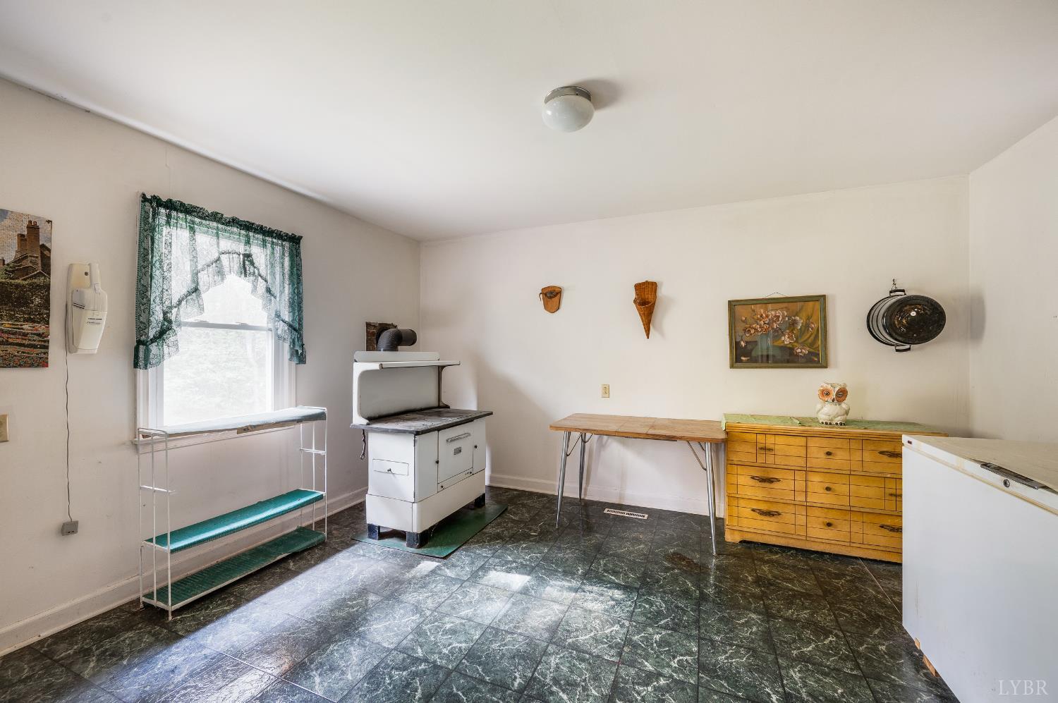 2809 Hillcroft Road Charlotte Court House, VA 23923 - Photo 27 of 45