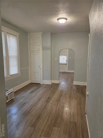 $145,000 | 1227 East B Street, Unit 1227/1229, Belleville, IL 62221