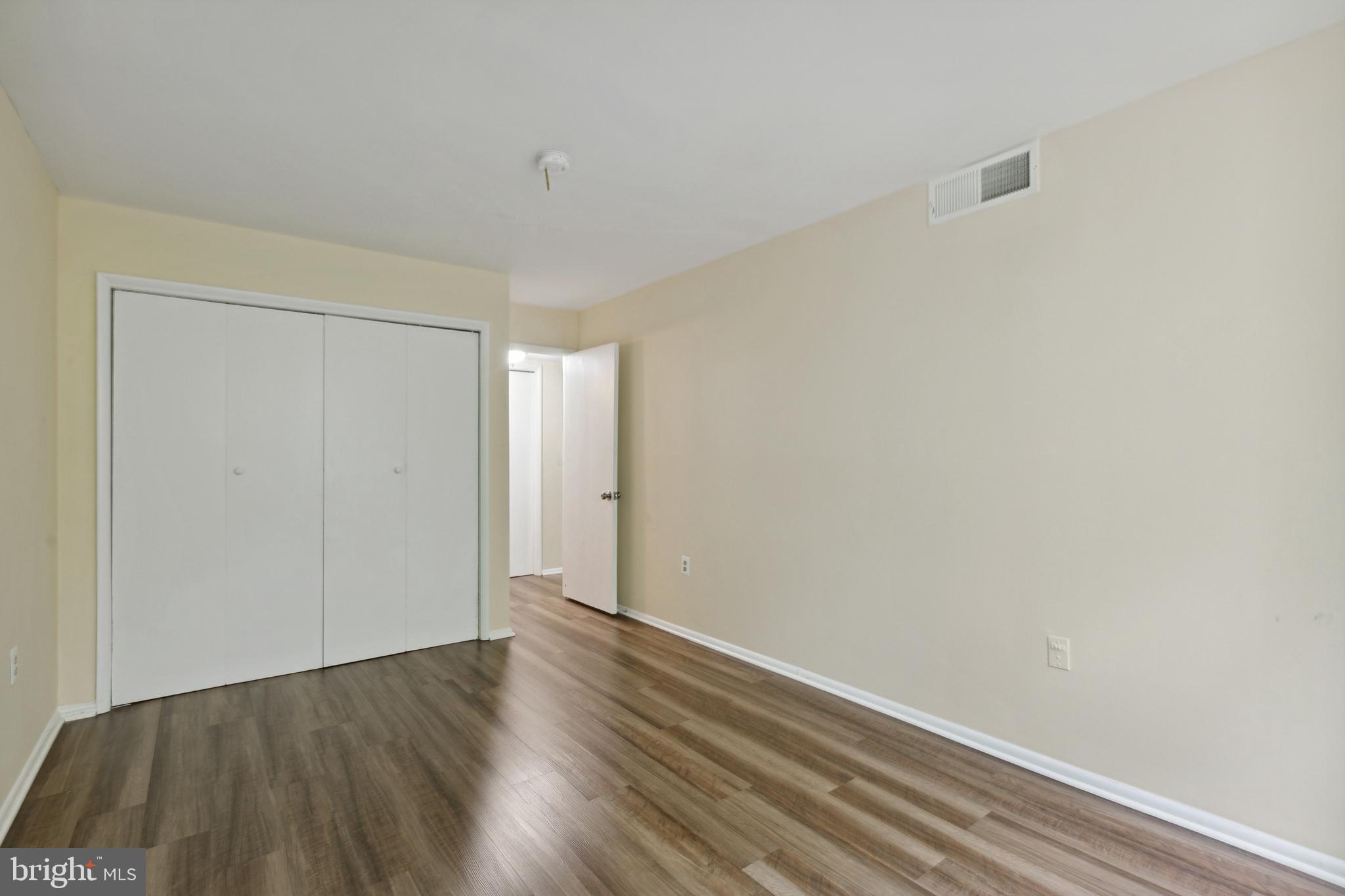 1804 Metzerott Road, Unit 507 Adelphi, MD 20783 - Photo 11 of 14 Gallery Image 11