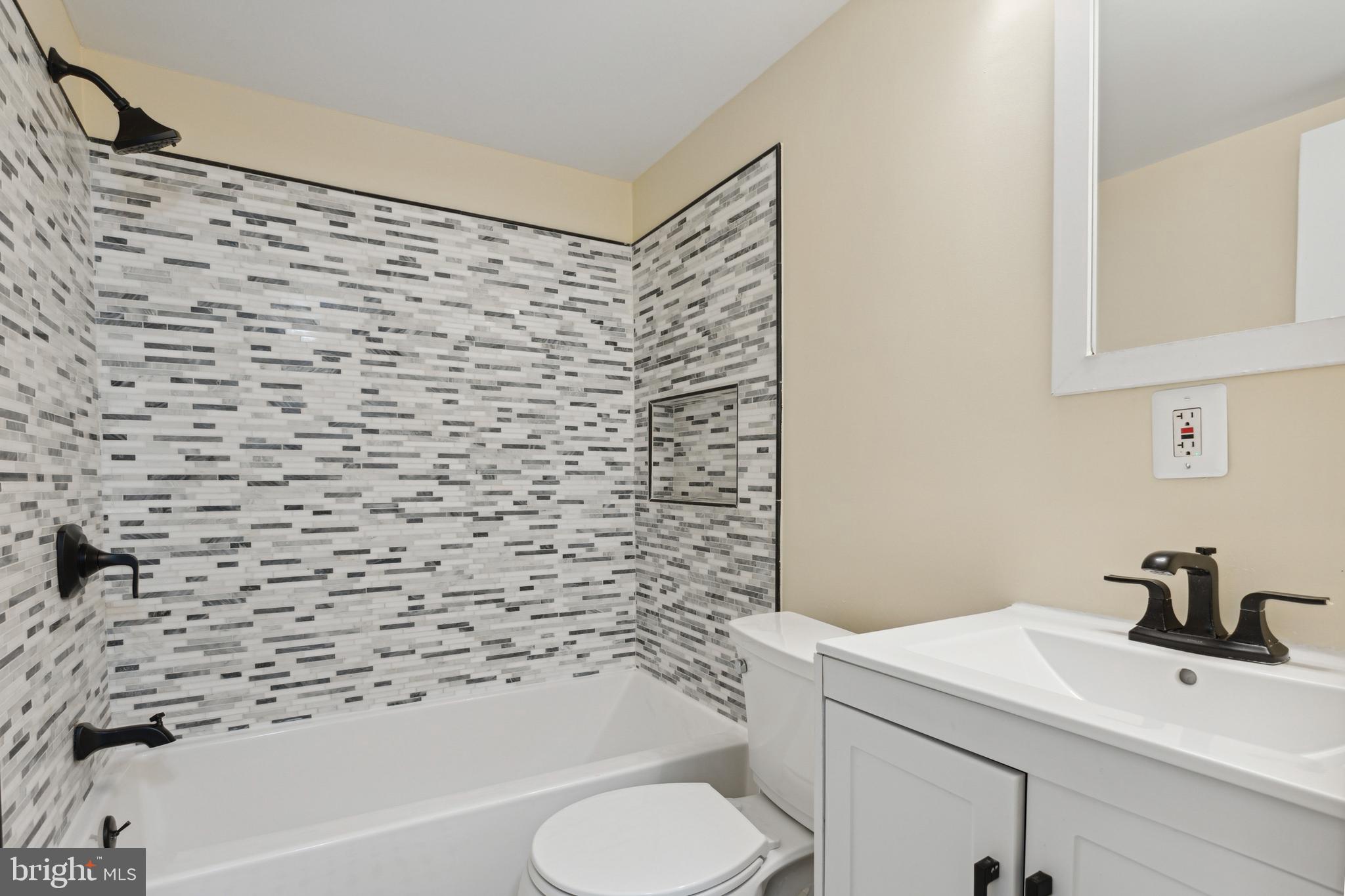 1804 Metzerott Road, Unit 507 Adelphi, MD 20783 - Photo 9 of 14 Gallery Image 9