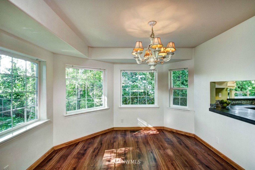 3109 Maple Ridge Court Bellingham, WA 98229 - Photo 5 of 15 Gallery Image 5