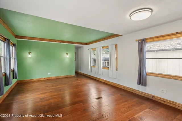 $500,000 | 4 Aspen Village Road, Aspen, CO 81611