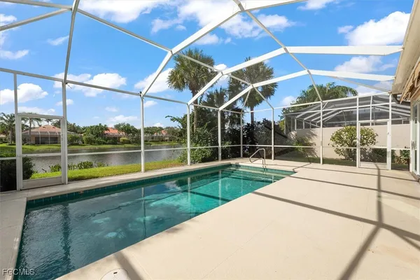 $715,000 | 4017 Trinidad Way, Naples, FL 34119
