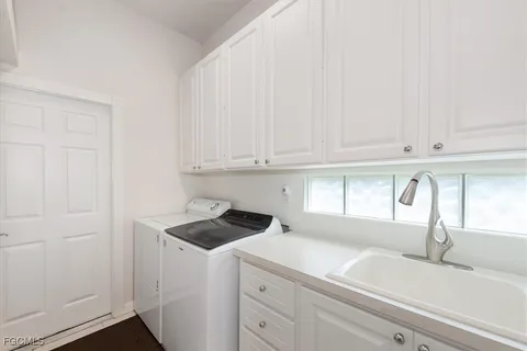 $723,000 | 4017 Trinidad Way, Naples, FL 34119