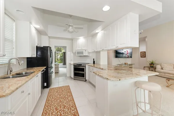 $715,000 | 4017 Trinidad Way, Naples, FL 34119
