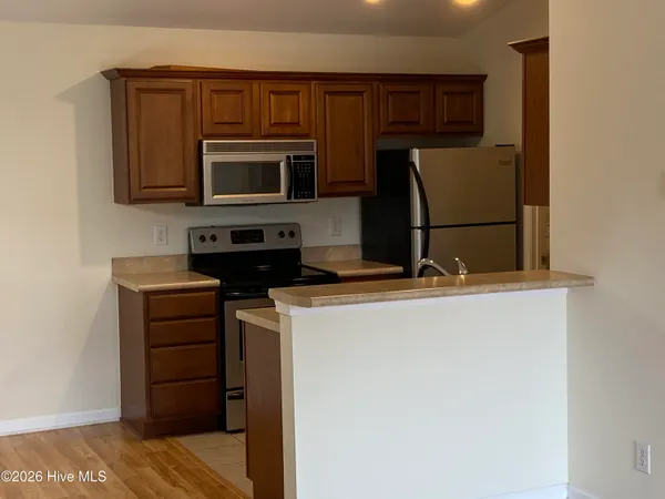 $1,600 | 4405 Jay Bird Circle, Unit 205, Wilmington, NC 28412