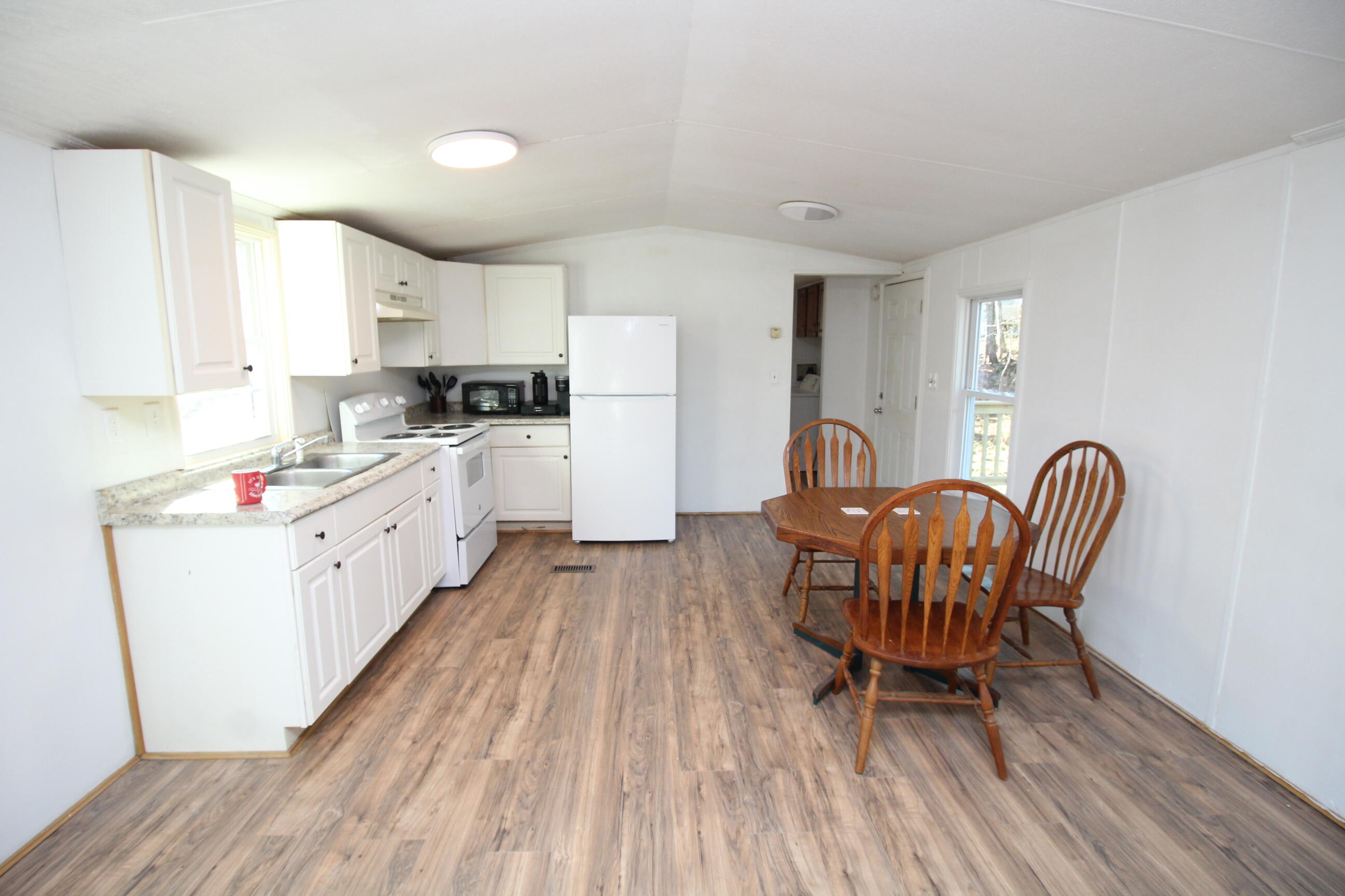 82 Fire Rd DC-1 Mount Vernon, ME 04352 - Photo 4 of 33 4. Eat-In Kitchen