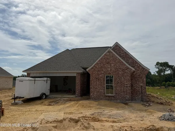 $314,999 | 704 Kathleen Drive, Canton, MS 39046