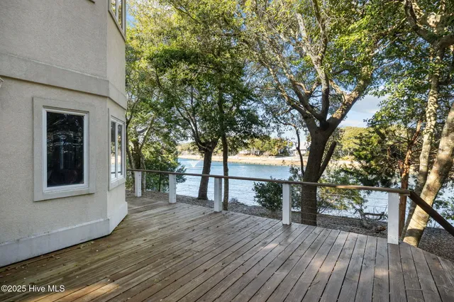 $910,000 | 518 Egret Lake Drive, Pine Knoll Shores, NC 28512