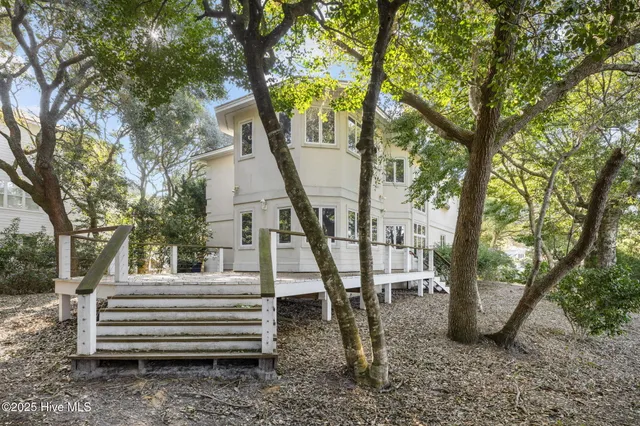 $910,000 | 518 Egret Lake Drive, Pine Knoll Shores, NC 28512