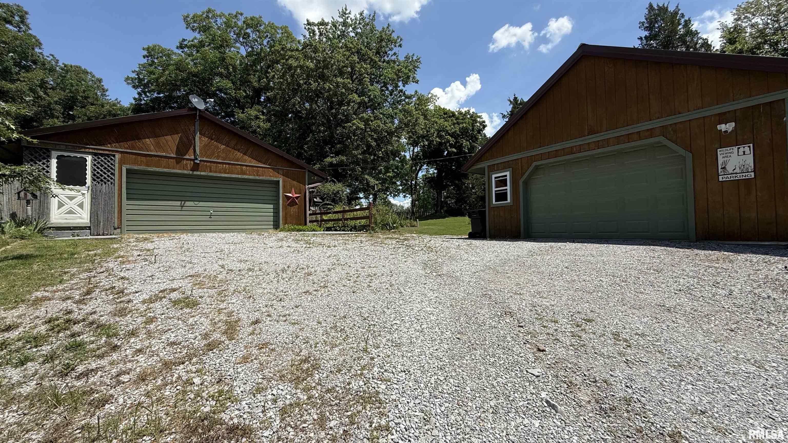 4355 Raleigh Road Eldorado, IL 62930 - Photo 2 of 48
