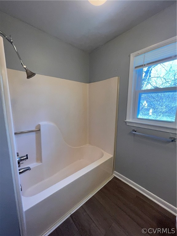 2525 Retrievers Ridge Road Richmond, VA 23233 - Photo 30 of 49 a bathroom with a bathtub