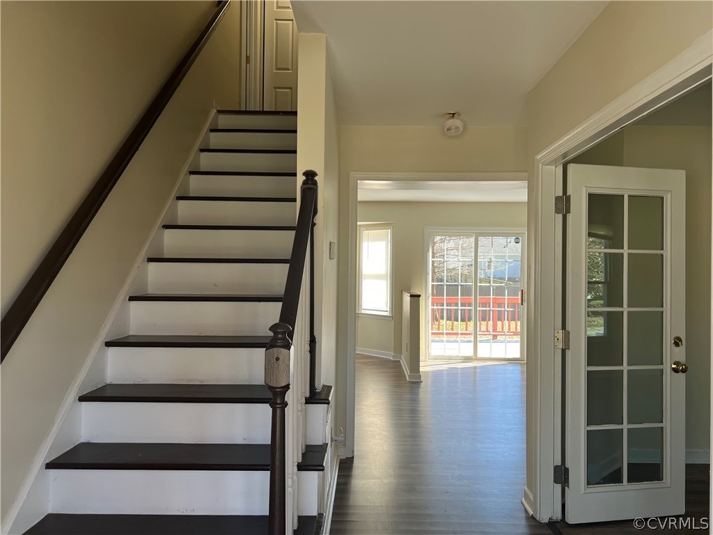 2525 Retrievers Ridge Road Richmond, VA 23233 - Photo 9 of 49 a view of entryway with wooden floor and windows