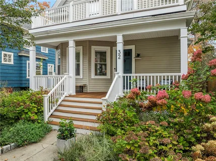 $925,000 | 32 Glendale Avenue, Providence, RI 02906