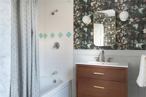 $925,000 | 32 Glendale Avenue, Providence, RI 02906