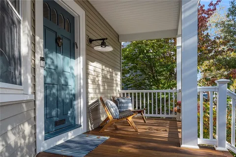 $925,000 | 32 Glendale Avenue, Providence, RI 02906