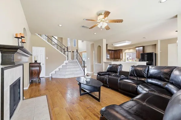 $425,000 | 3509 Marquette Drive, Denton, TX 76210