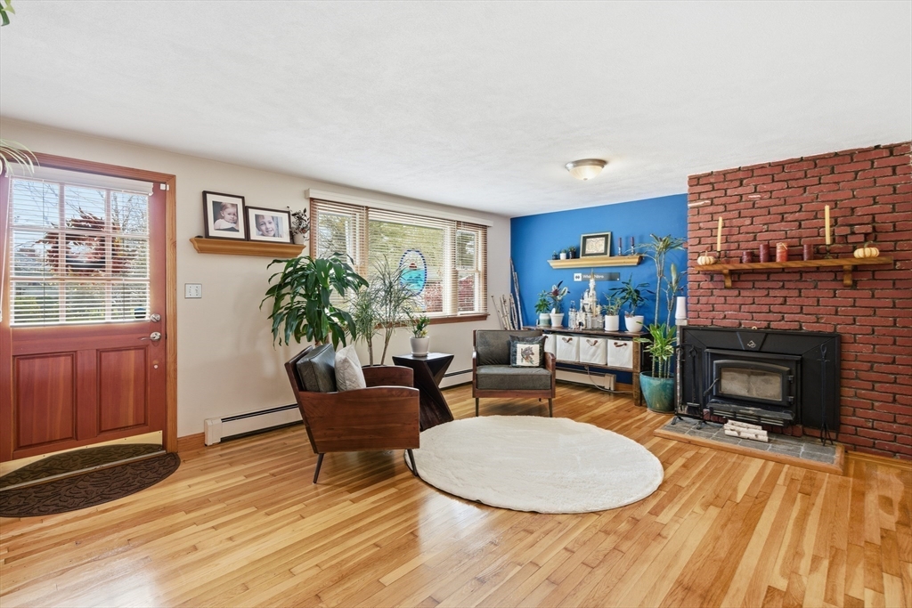 23 John Swift Road Acton, MA 01720 - Photo 7 of 38