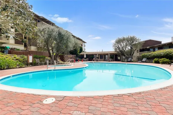 $2,700 | 6542 Ocean Crest Drive, Unit D305, Rancho Palos Verdes, CA 90275