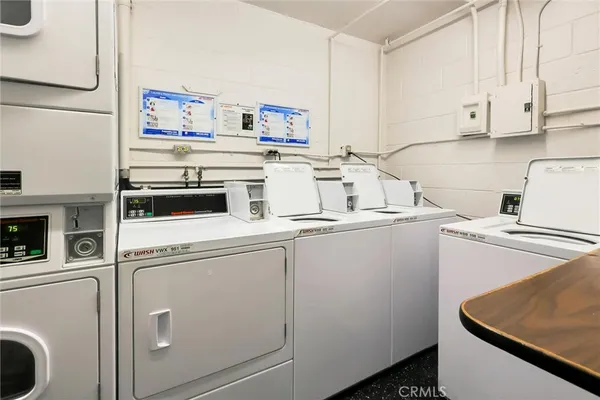 $2,700 | 6542 Ocean Crest Drive, Unit D305, Rancho Palos Verdes, CA 90275