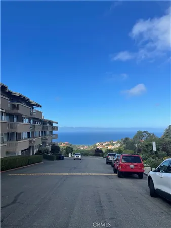 $2,700 | 6542 Ocean Crest Drive, Unit D305, Rancho Palos Verdes, CA 90275