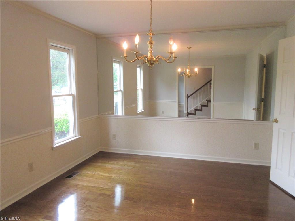 315 Canterbury Road High Point, NC 27262 - Photo 6 of 18 Dining Room